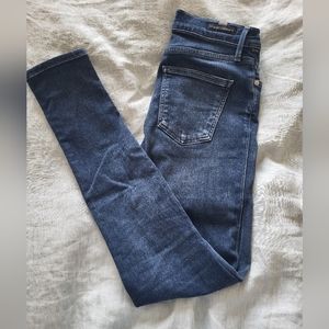 Citizens of humanity rocket high rise skinny jeans in size 26